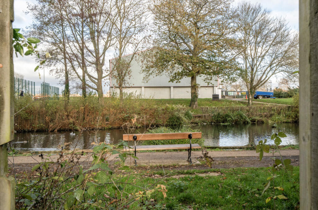 1383952-15-6925ad...