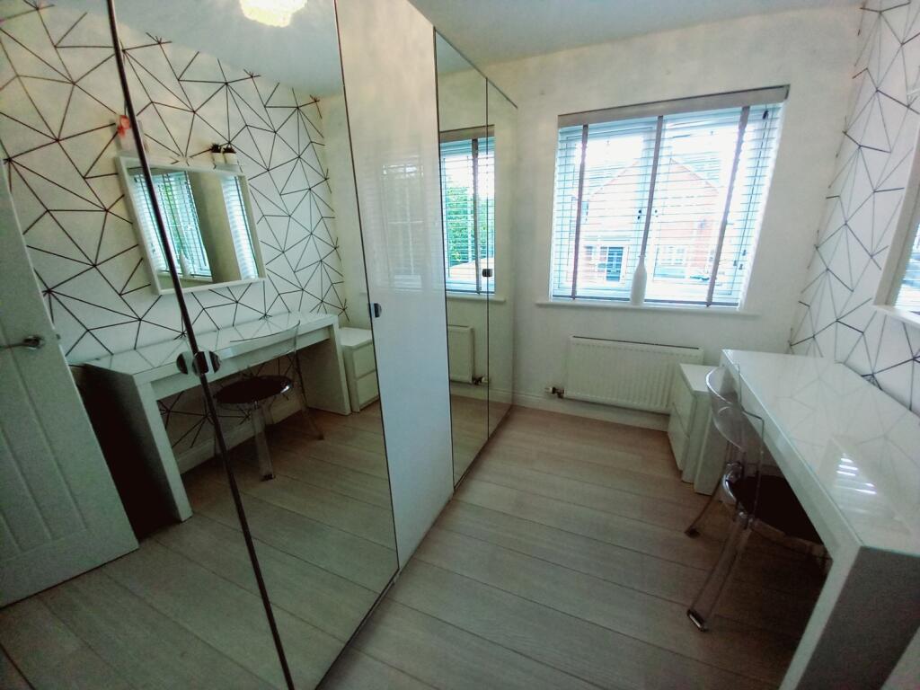 BEDROOM FIVE