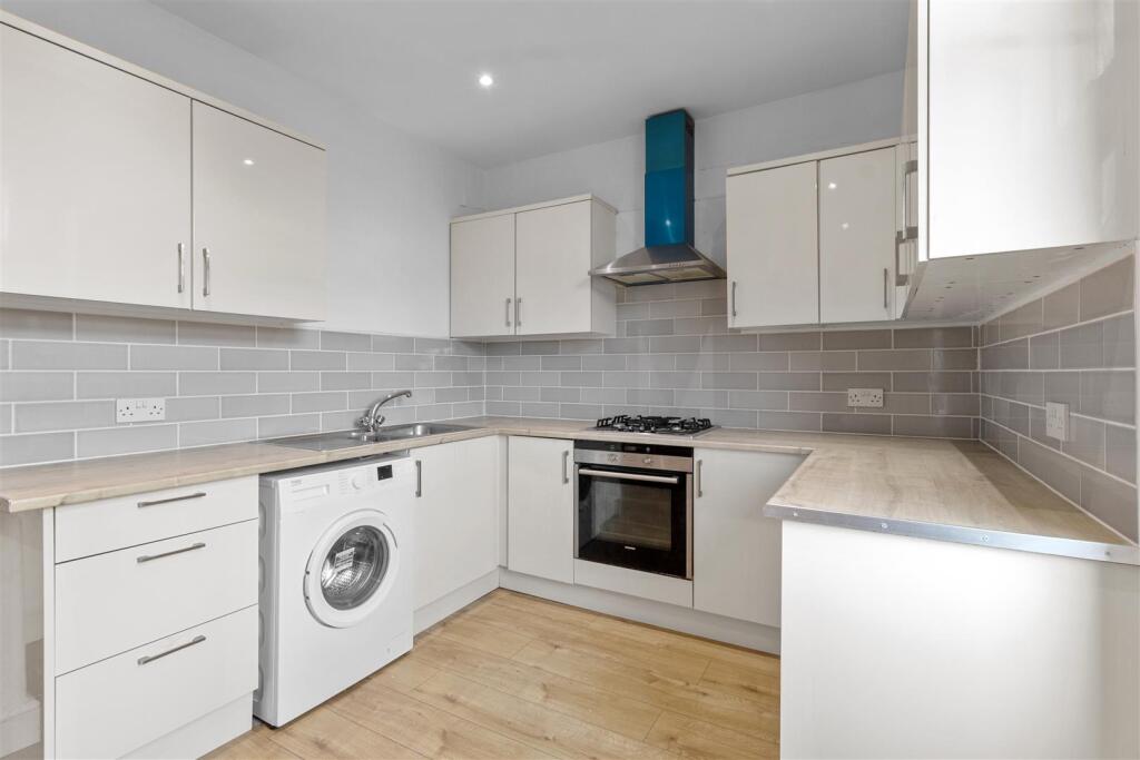 kitchen #4.jpg
