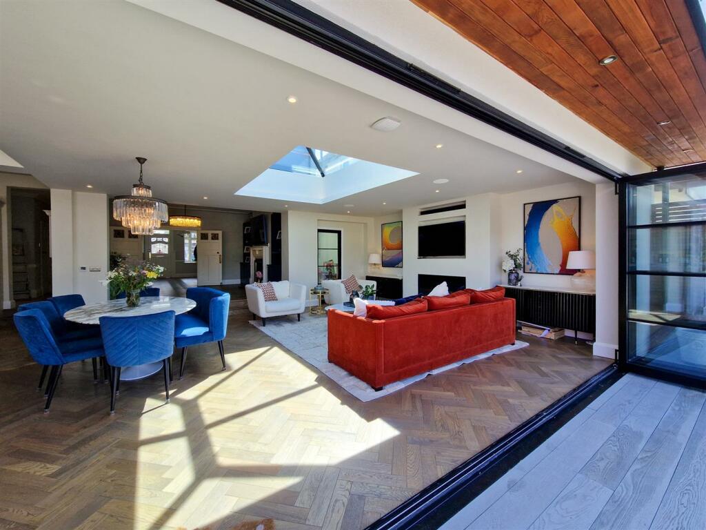 stunning open plan space