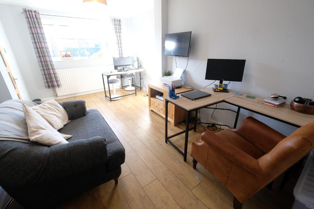 FAMILY ROOM/STUDY