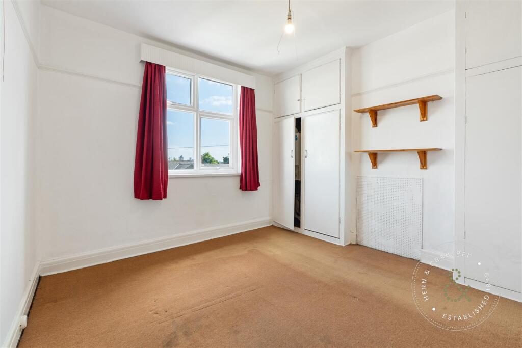 Gelligaer Gardens, Hern Crabtree (12).jpg