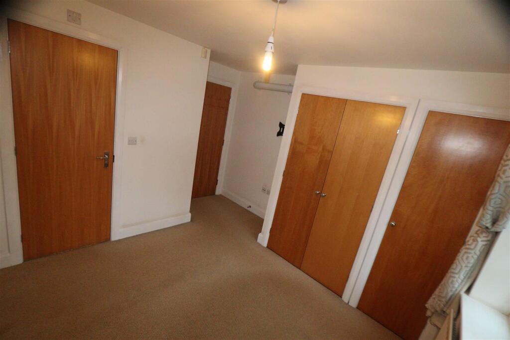 Bedroom one..JPG