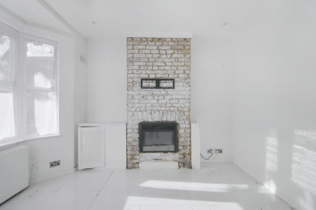 13 Tavistock Road, Stratford, London E15 4ER