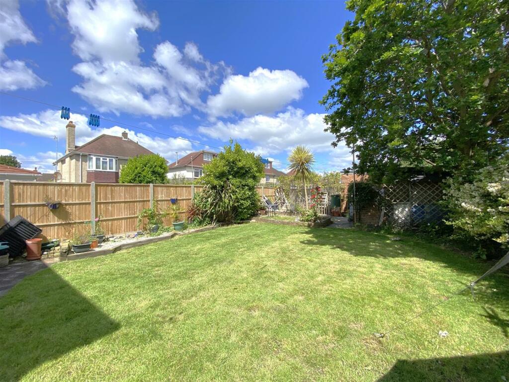 Garden 2.jpg