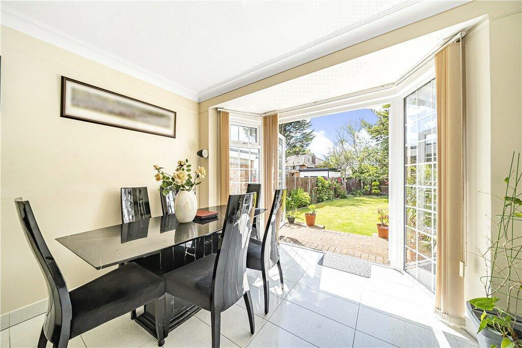 Davidson Frost Wellings, DFW, Weston Drive, Dining