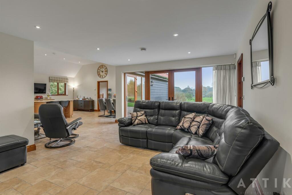 The Buntings, Southwold Road Blyford, Halesworth I