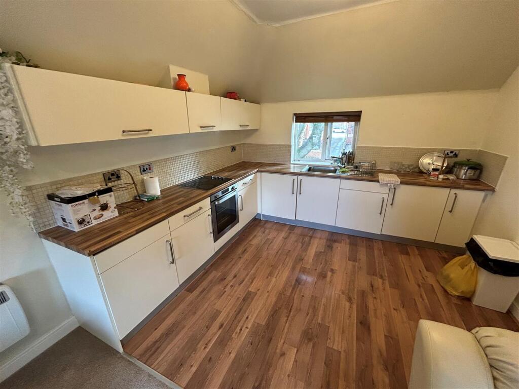 Kitch New.jpg