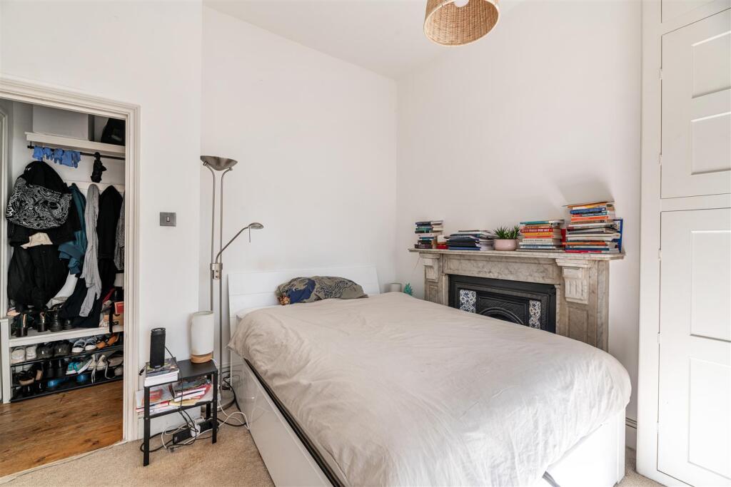 Whipps Cross Road, E11