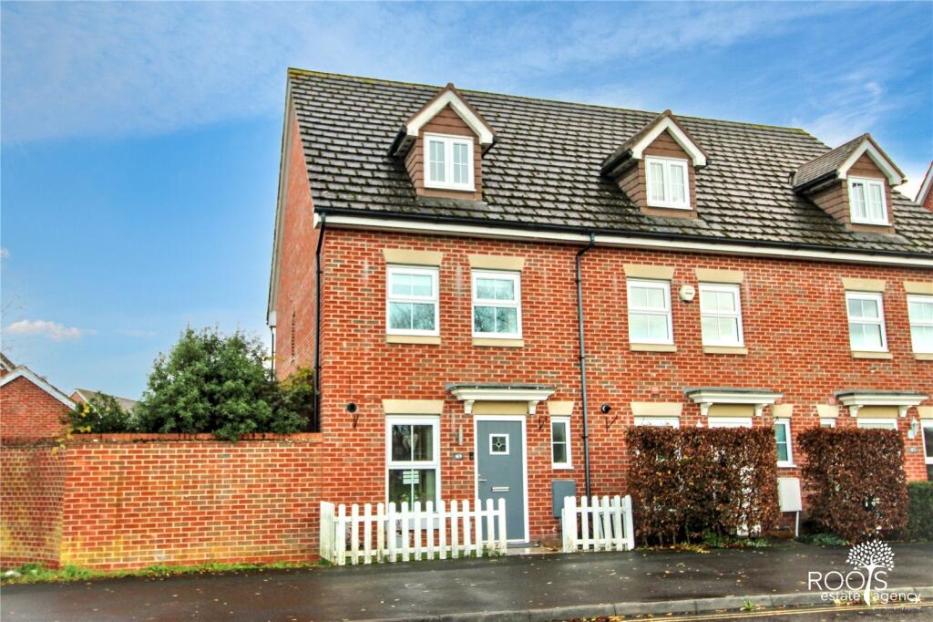 Urquhart Road, Thatcham, Berkshire, RG19