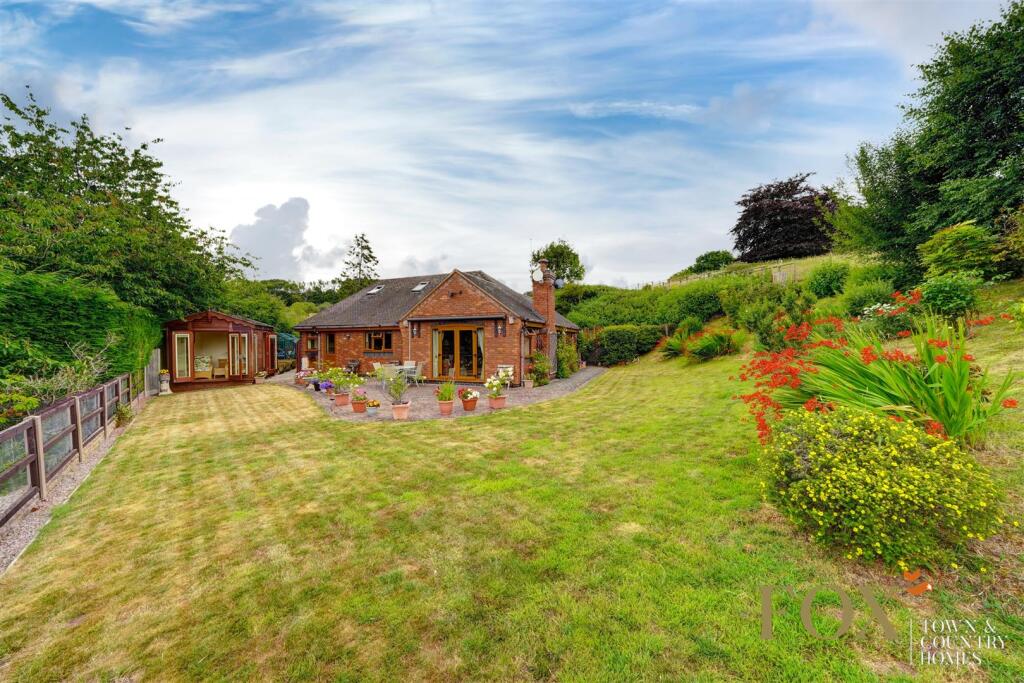 Valley Views (20).jpg