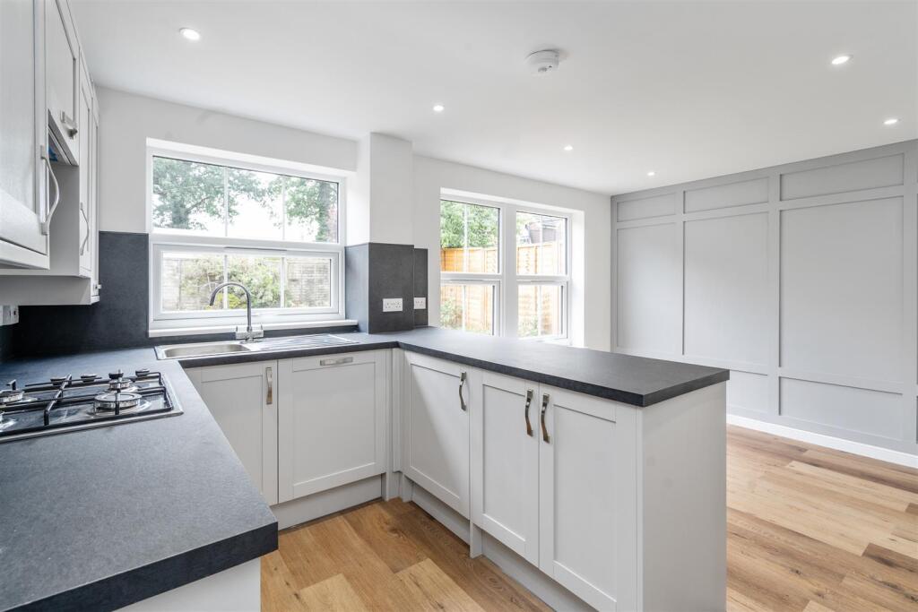 7 Barwell Close_15.jpg