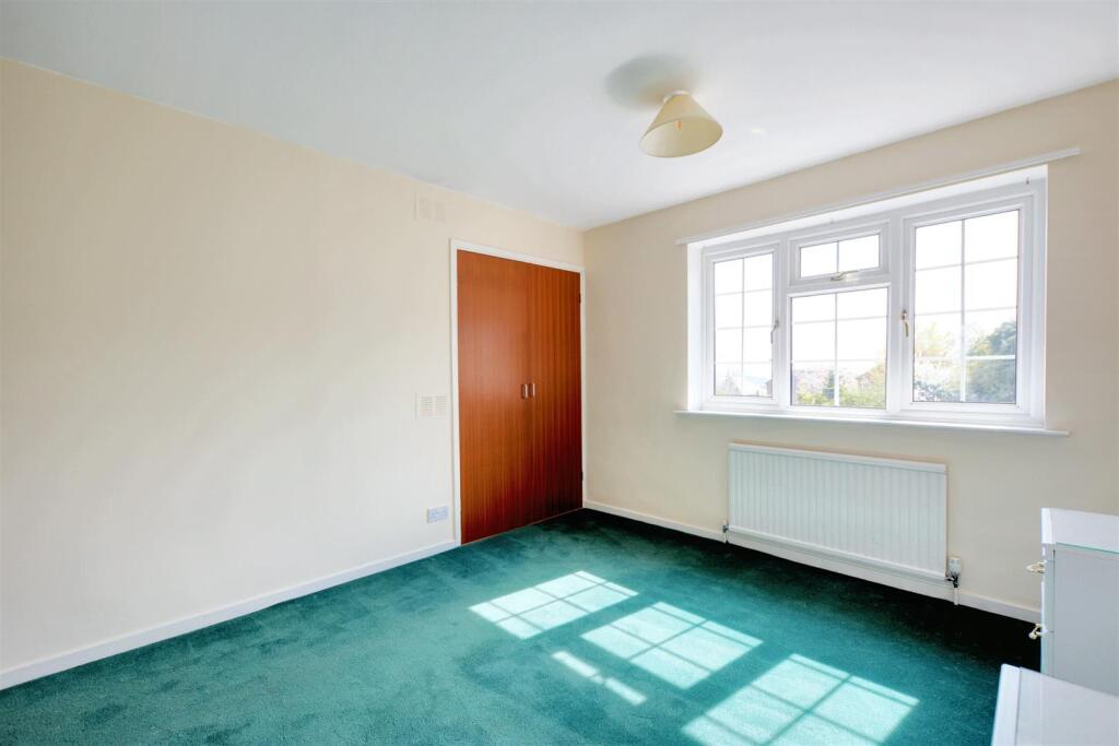 Bedroom 1_3.jpeg