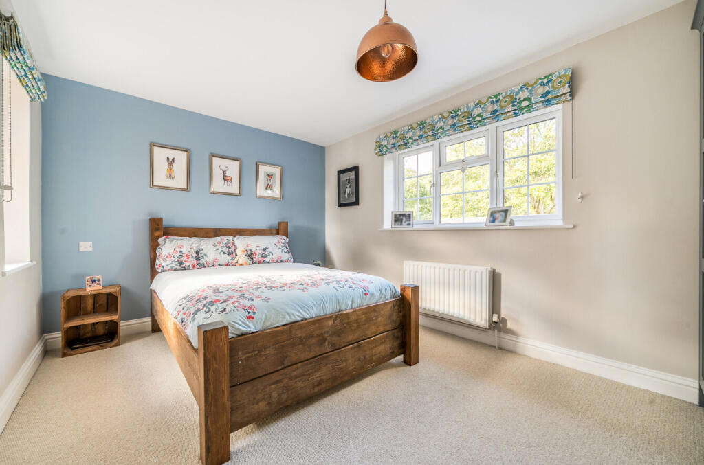 1357141-28-68d2c6...