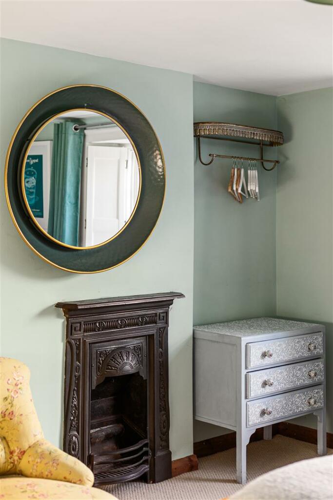 Bluebird_Cottage-25[1].jpg
