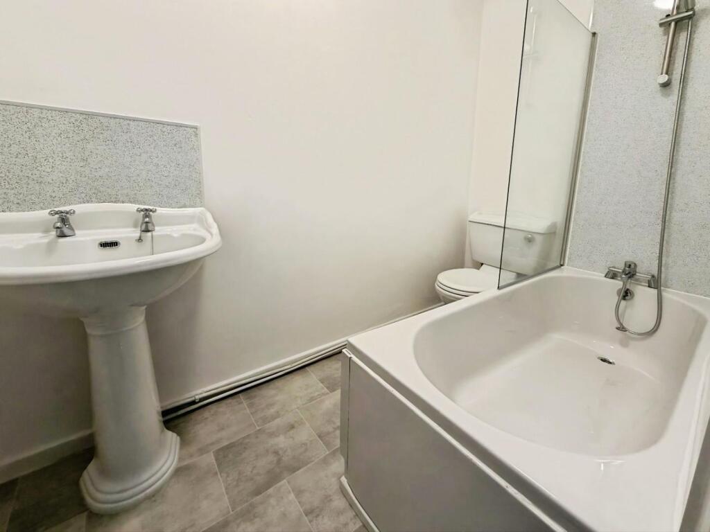 34edc2a4-WhatsApp 20Image 202025-10-21 20at 2015.2