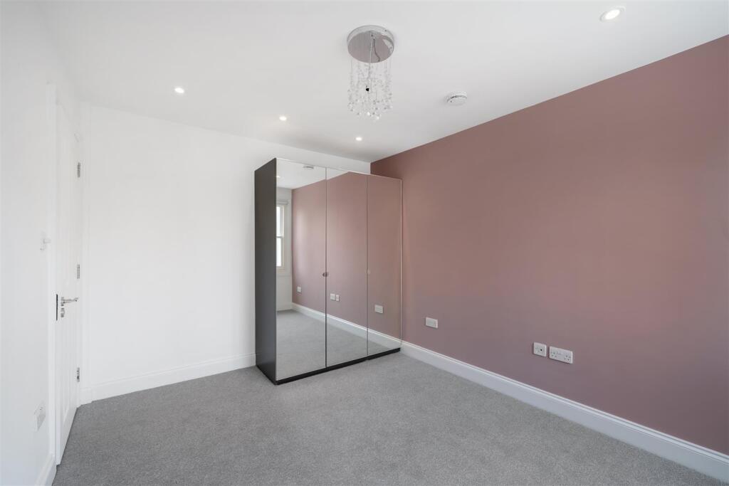 Flat 3, 25 Brougham Road - lhWdh8u4wHNI32uaX0IH.jp