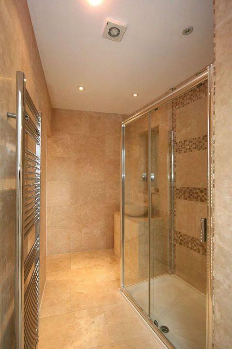 En Suite Shower Room 2
