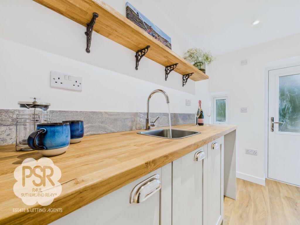 Lower Ground Floor Annexe Kitchenette