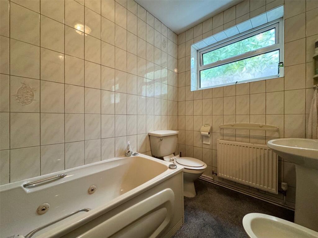 Ensuite