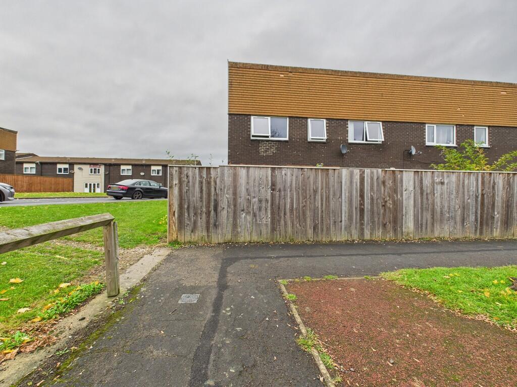 CAM01835G0-PR0335...