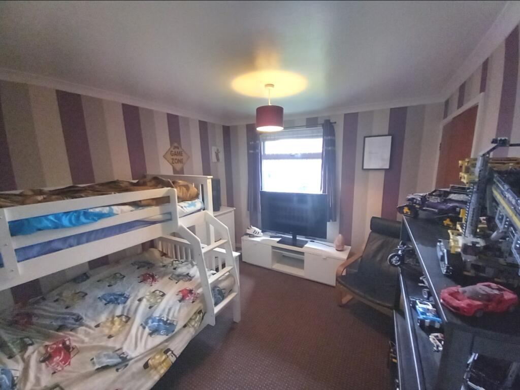 BEDROOM TWO