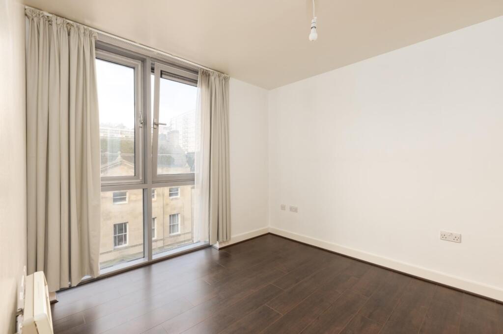 Flat 100, Hamilton Court, BS2-1.jpg