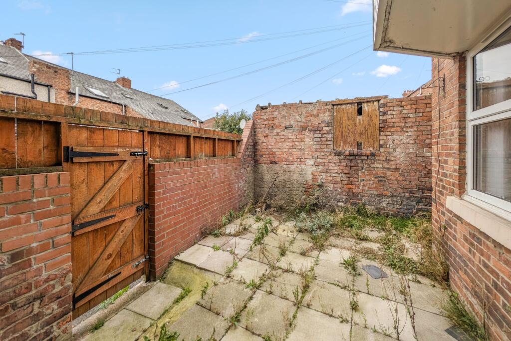 340 Whitehall Road, Gateshead, Tyne and Wear NE8 4PX