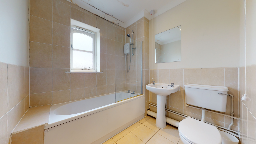 BATHROOM ONE