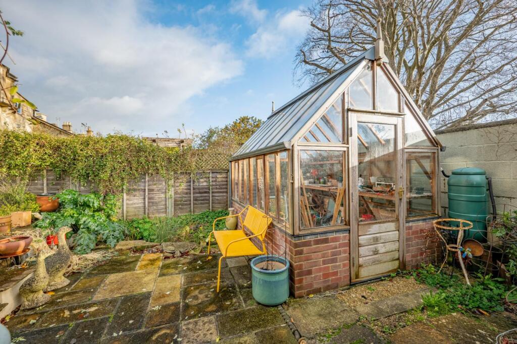 Patio greenhouse.jpg