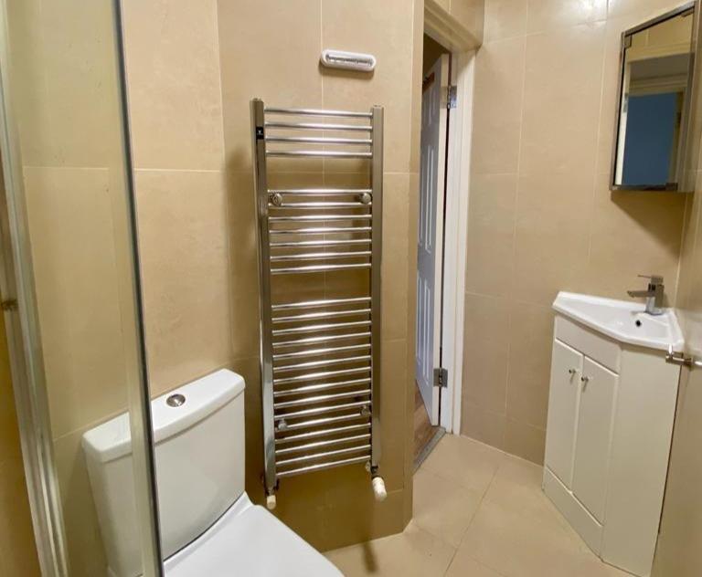 Shower1.jpg