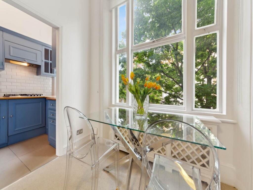 Flat 2, 41 Kempsford