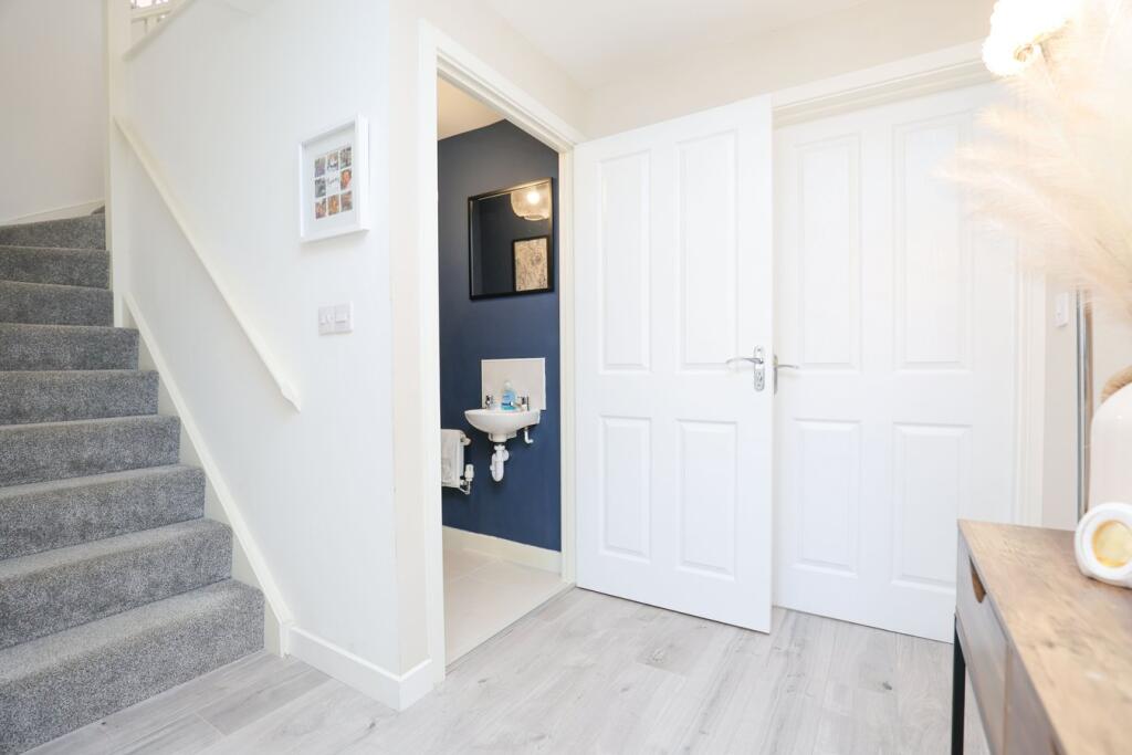 Entrance Hallway &amp; Cloakroom