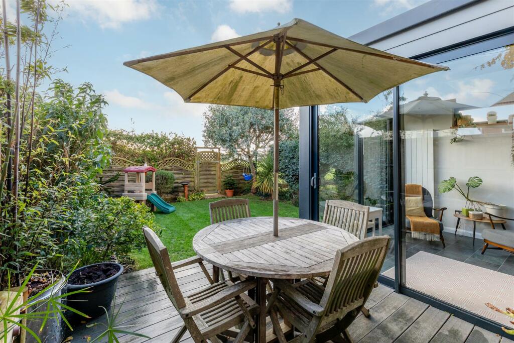 Sates Way, Henleaze Patio.jpg