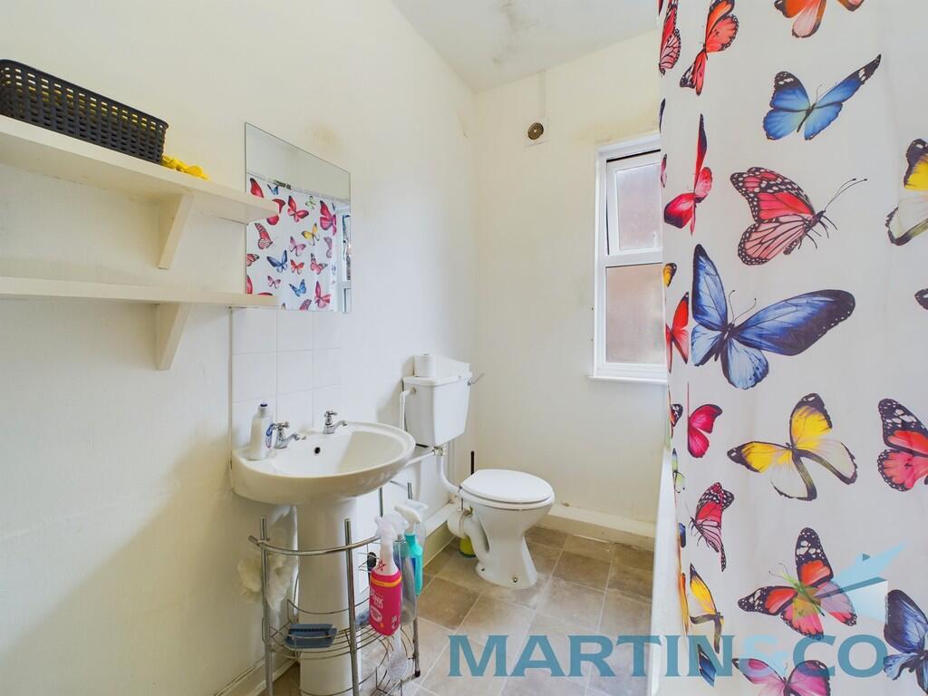 CAM01870G0-PR0152...