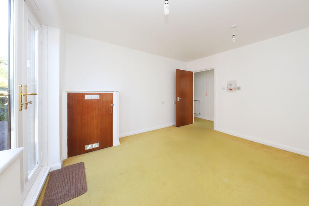 9 Dingles Court (...