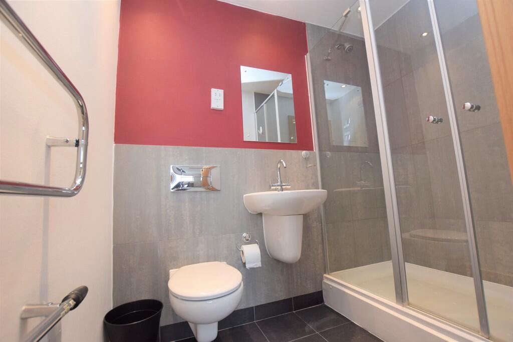92 caelum bath