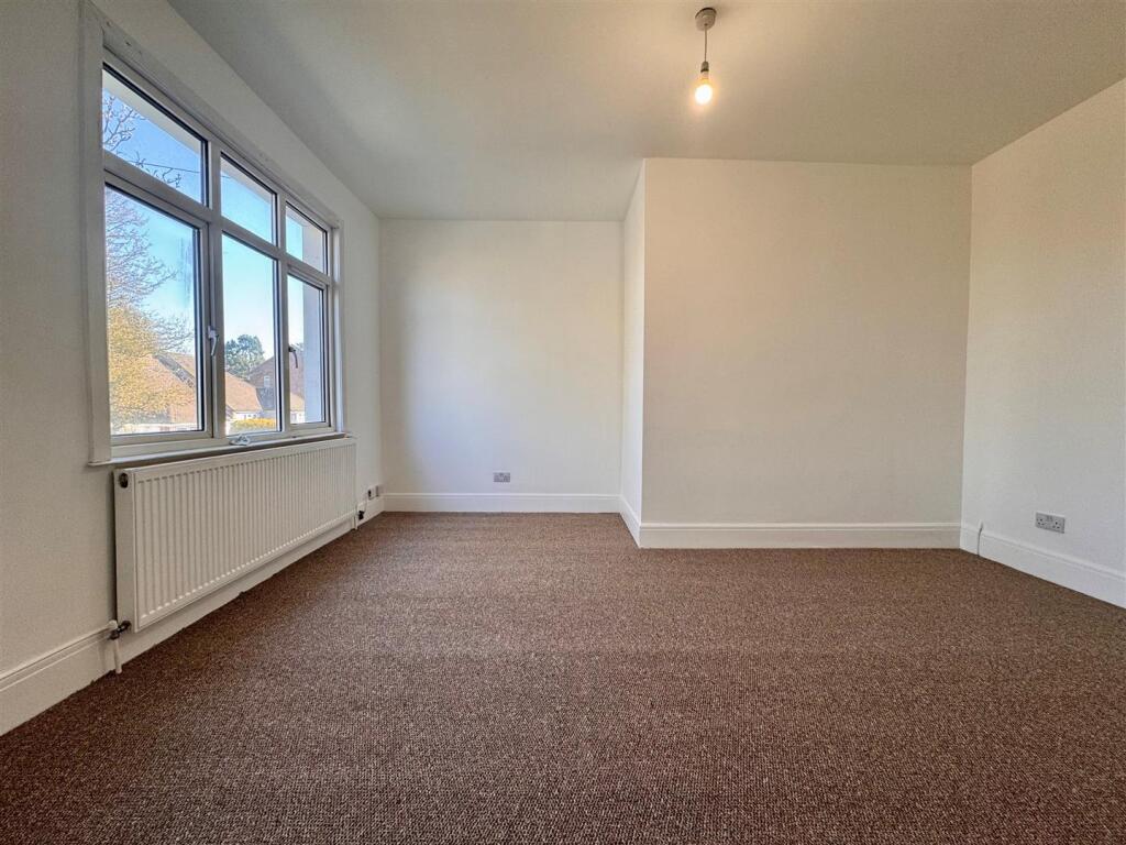 Living Room.jpg