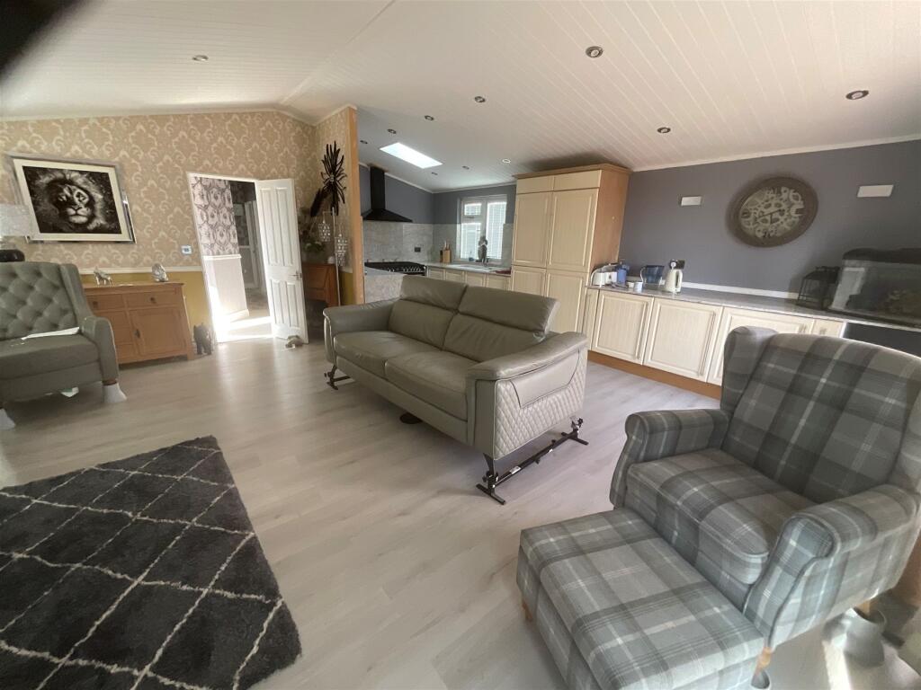 Lounge/Kitchen/Diner