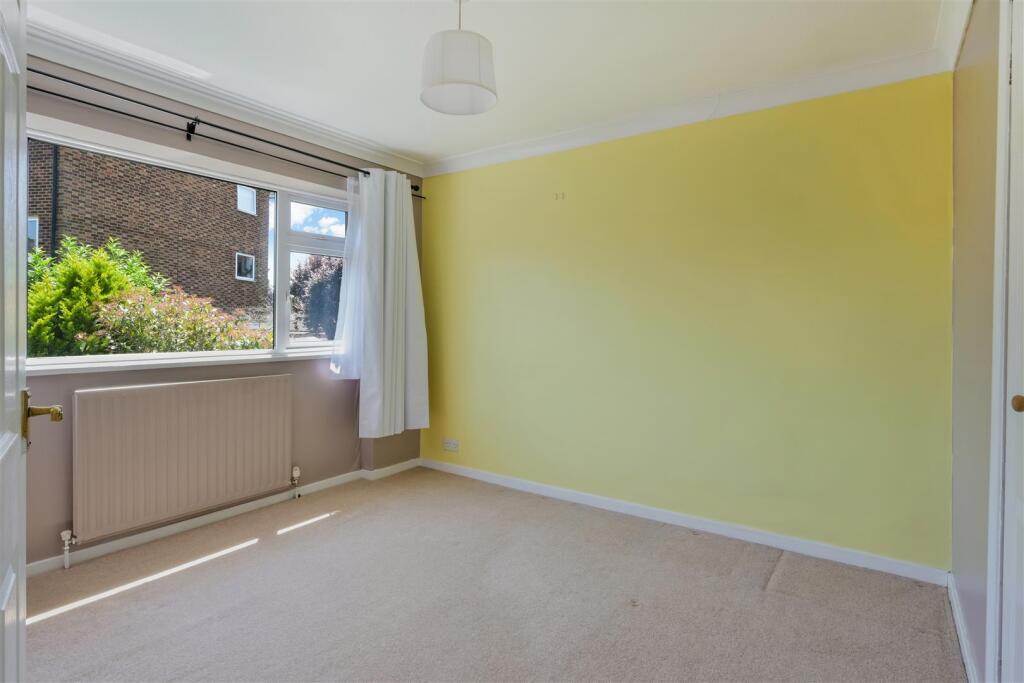 ASH CLOSE (16 FROM 26)-13.jpg