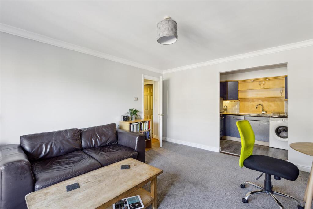 Malthouse Drive, W4 - FOR SALE