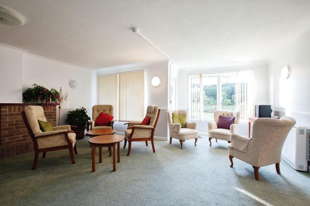 RESIDENTS LOUNGE