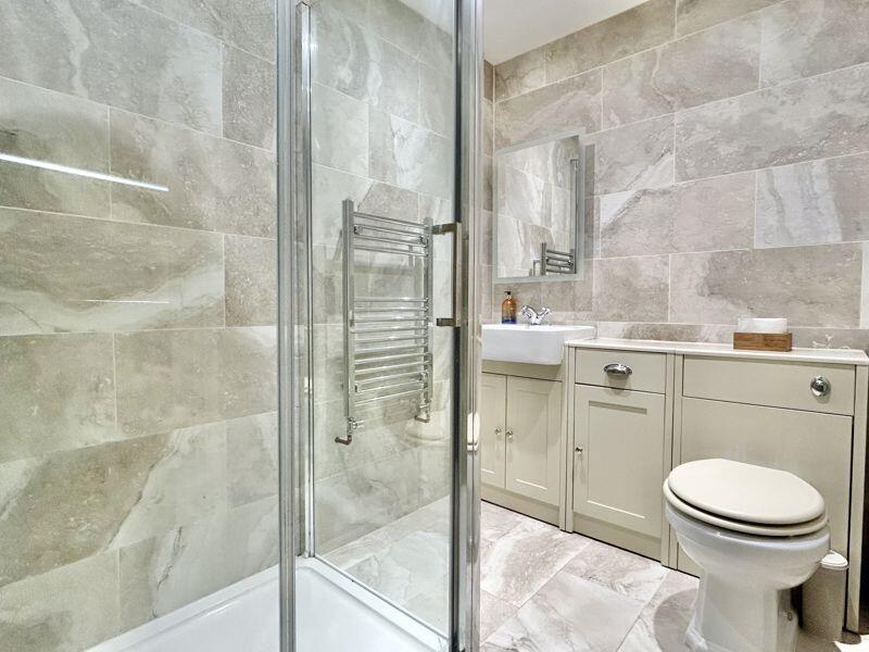 Master En-suite