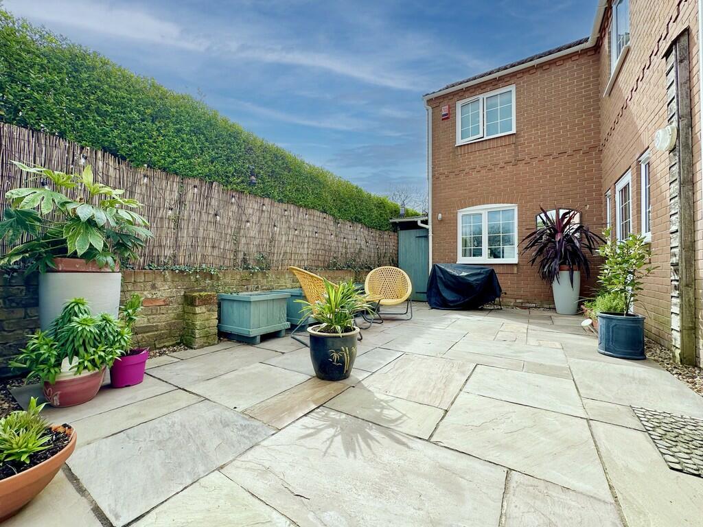 23. 4A Mill Road,...