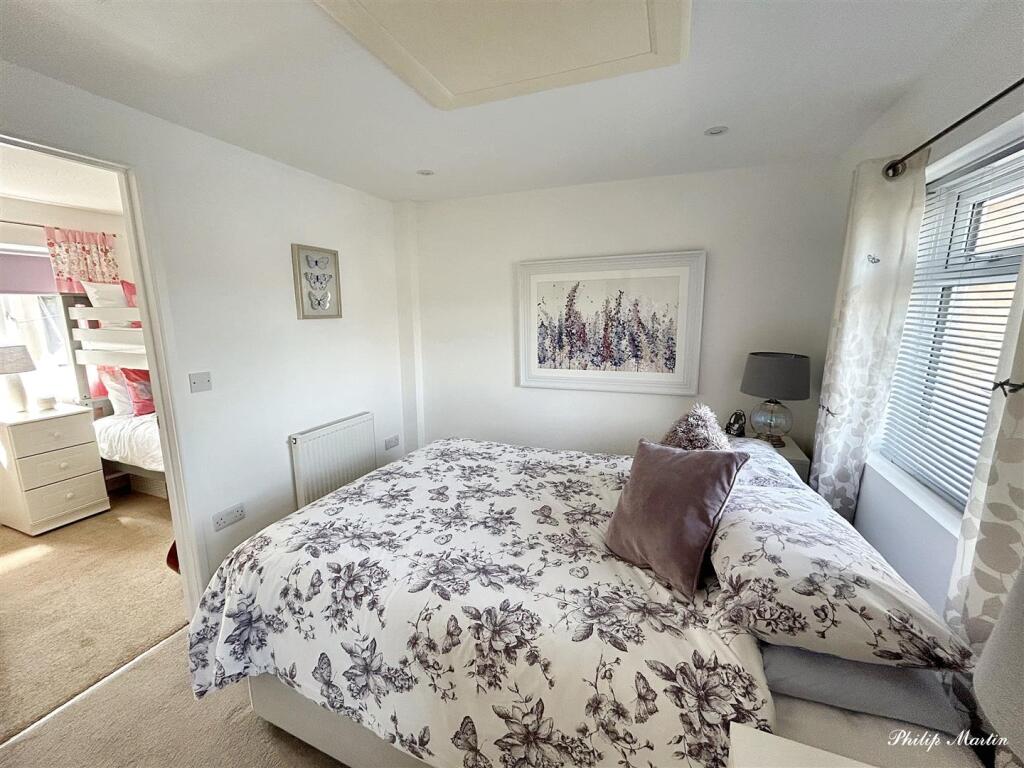 Bedroom 2.jpg