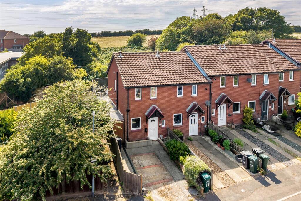 15 Hillcroft High res-1.jpg