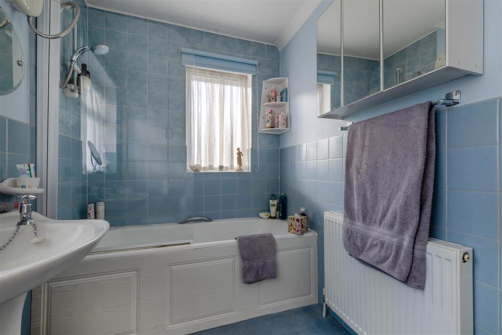 8641854-interior11.jpg