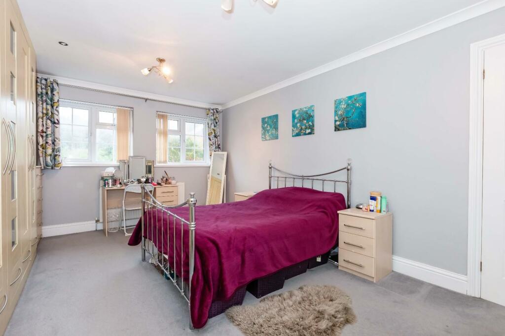 2 Orchard Mews_26.jpg