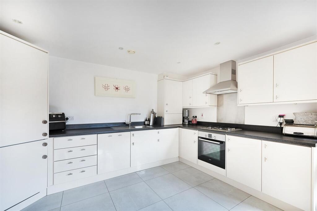 Kitchen/Lounge