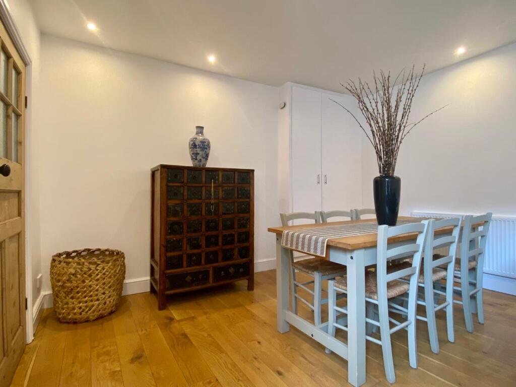 Dining Kitchen